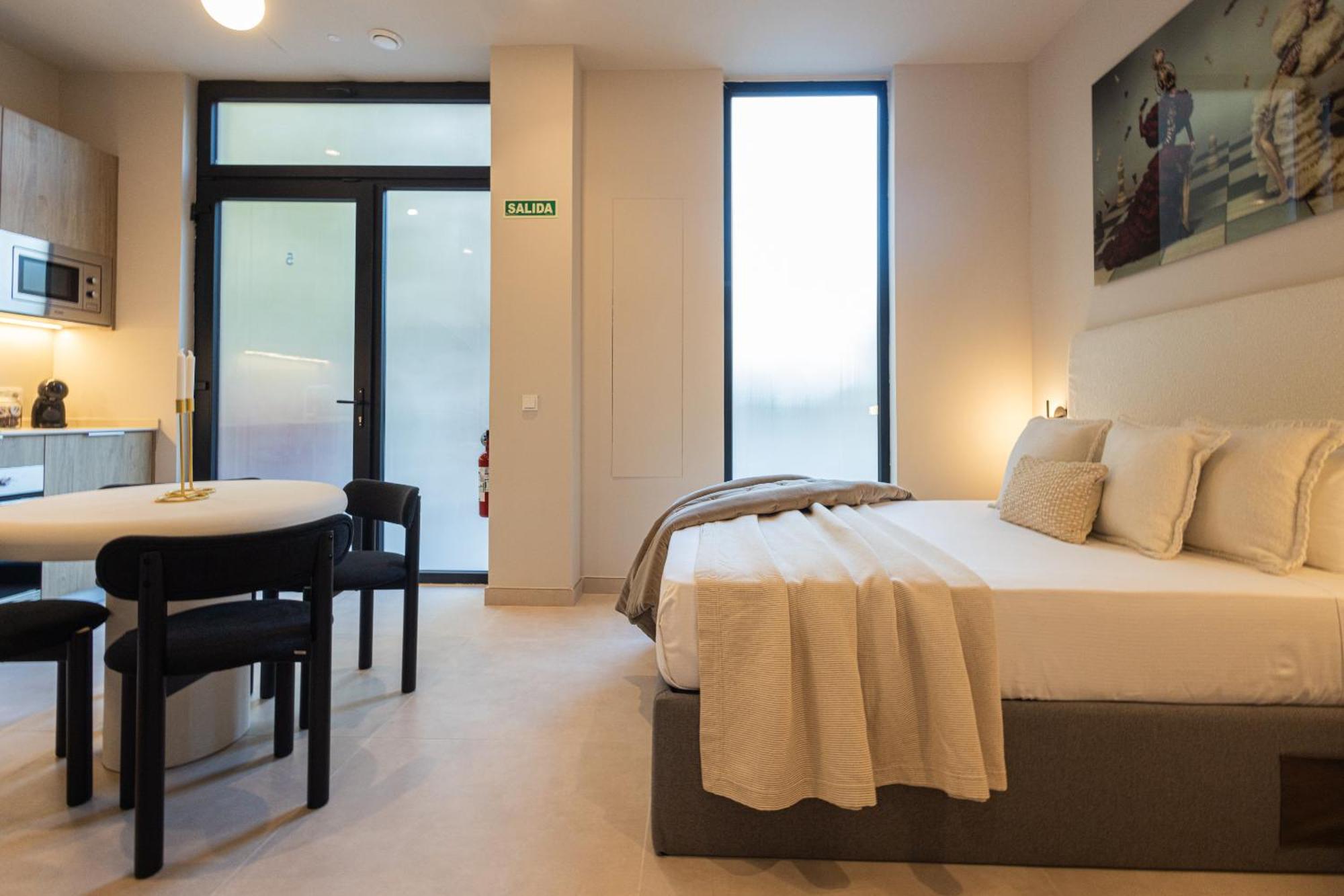 Florit Flats - The Benicalap Apartment Valencia