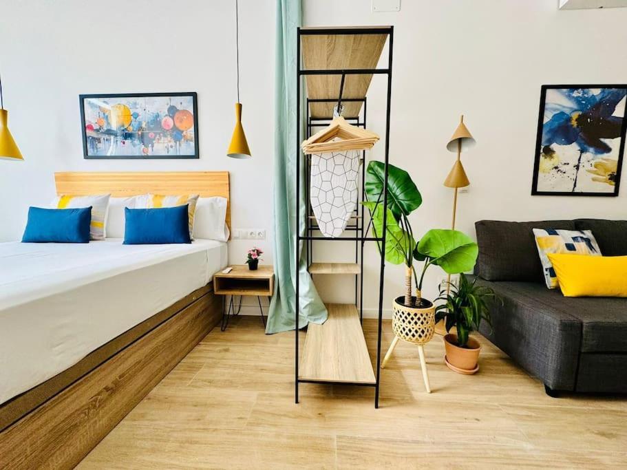 New Industrial Design Flat In Russafa Soho Apartment