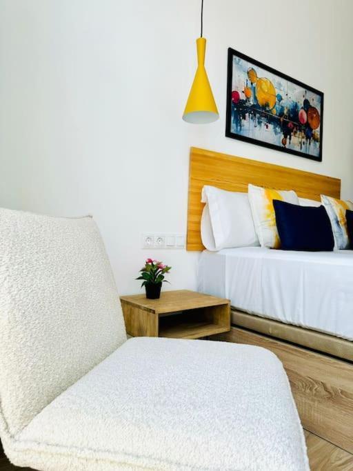 New Industrial Design Flat In Russafa Soho