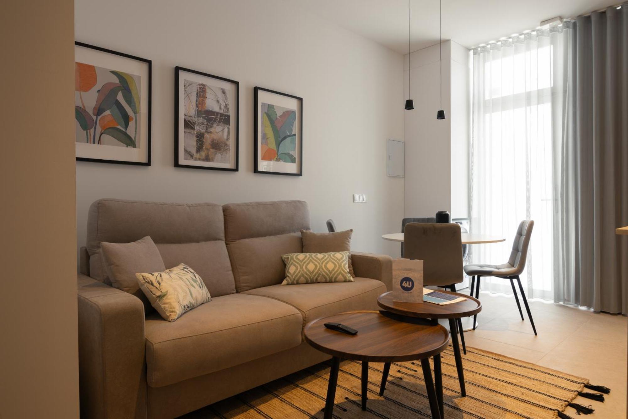Dorm4you Arena Plaza Aparthotel Valencia