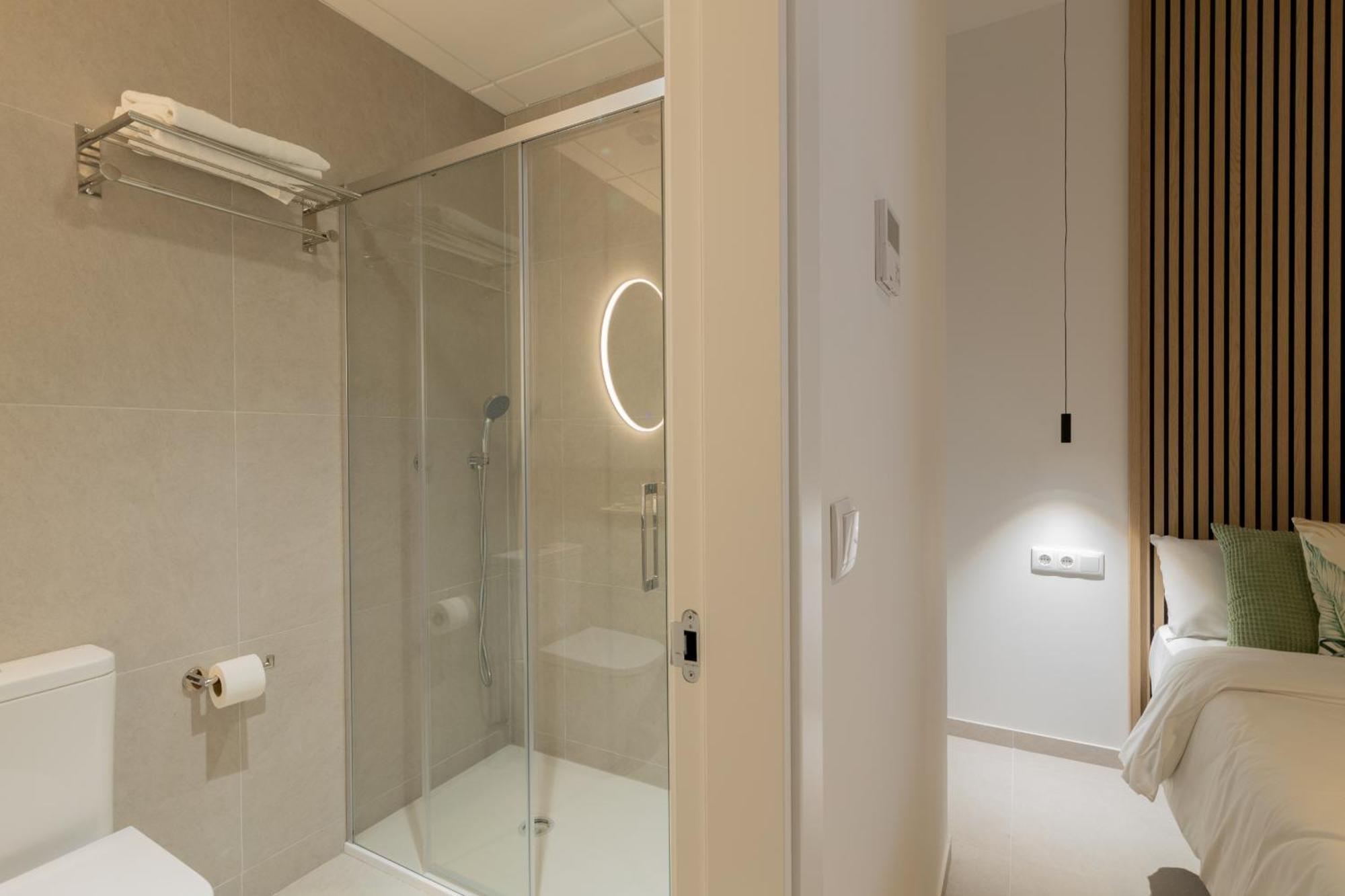 Aparthotel Dorm4you Arena Plaza Valencia