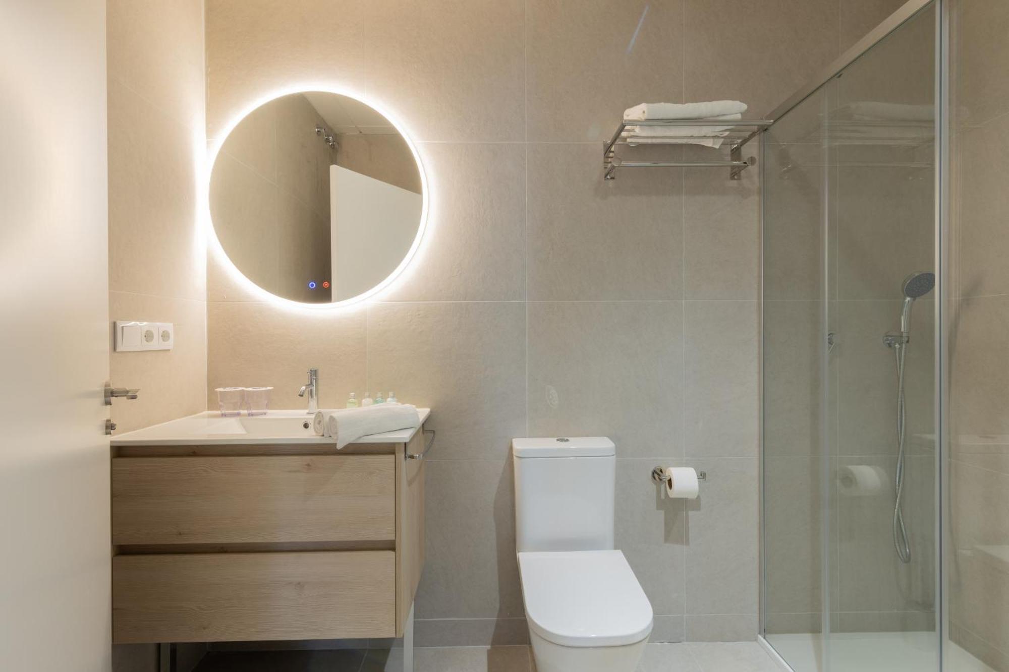 Aparthotel Dorm4you Arena Plaza Valencia