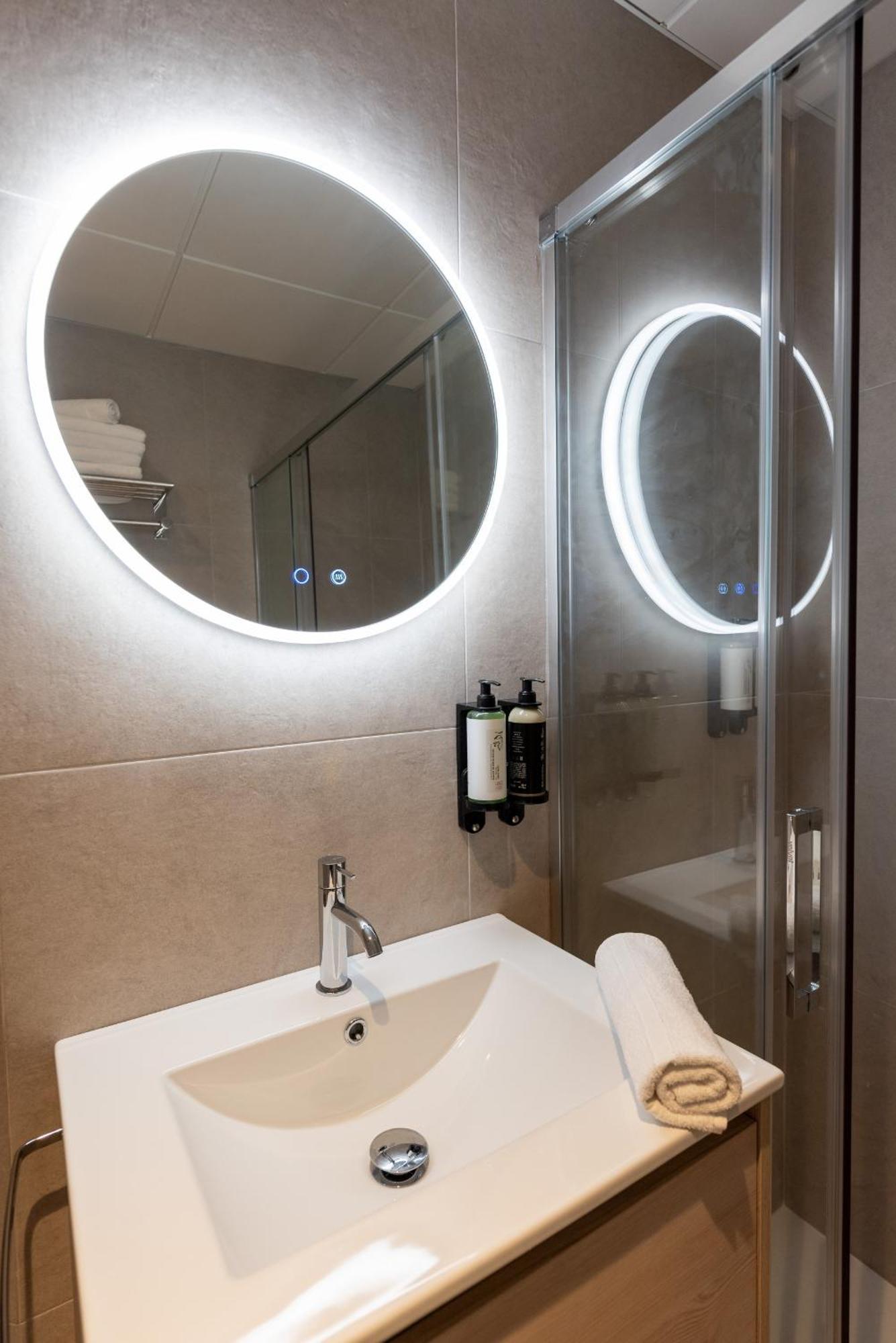 Arena Basic Aparthotel *