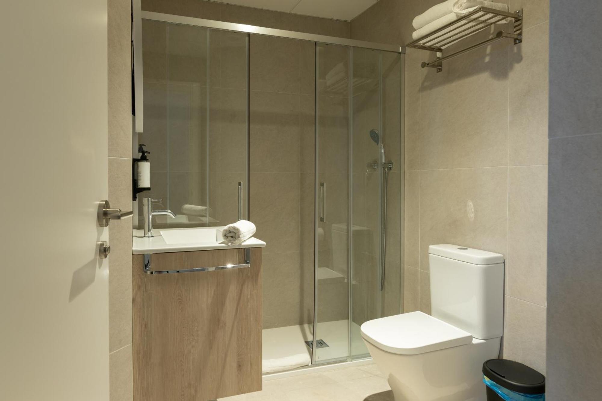 Arena Basic Aparthotel *