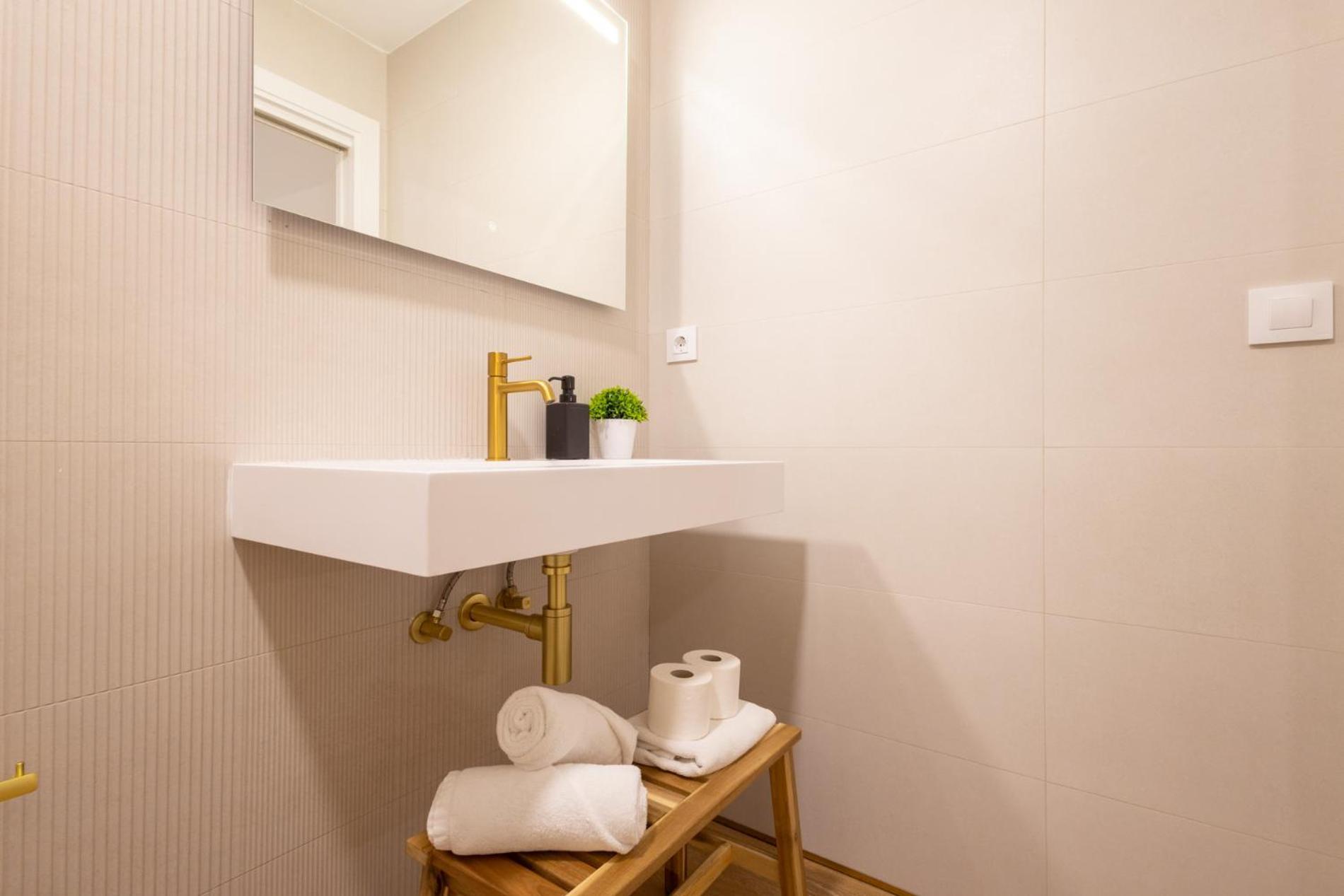 Florit Flats - The Maritim Serreria Apartment