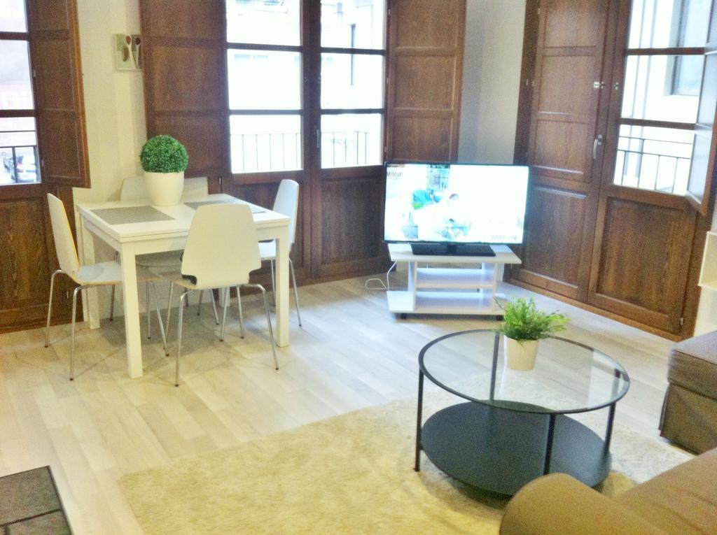 Apartment Superb Market