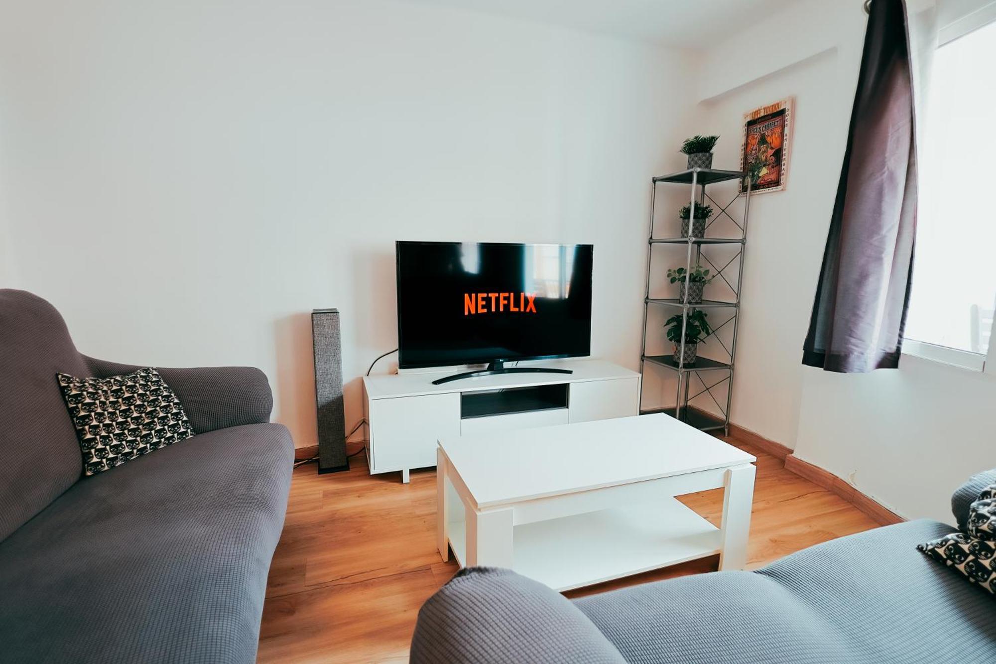 Apartment Cabanyal, 8 Min, Terrace, Smart Tv