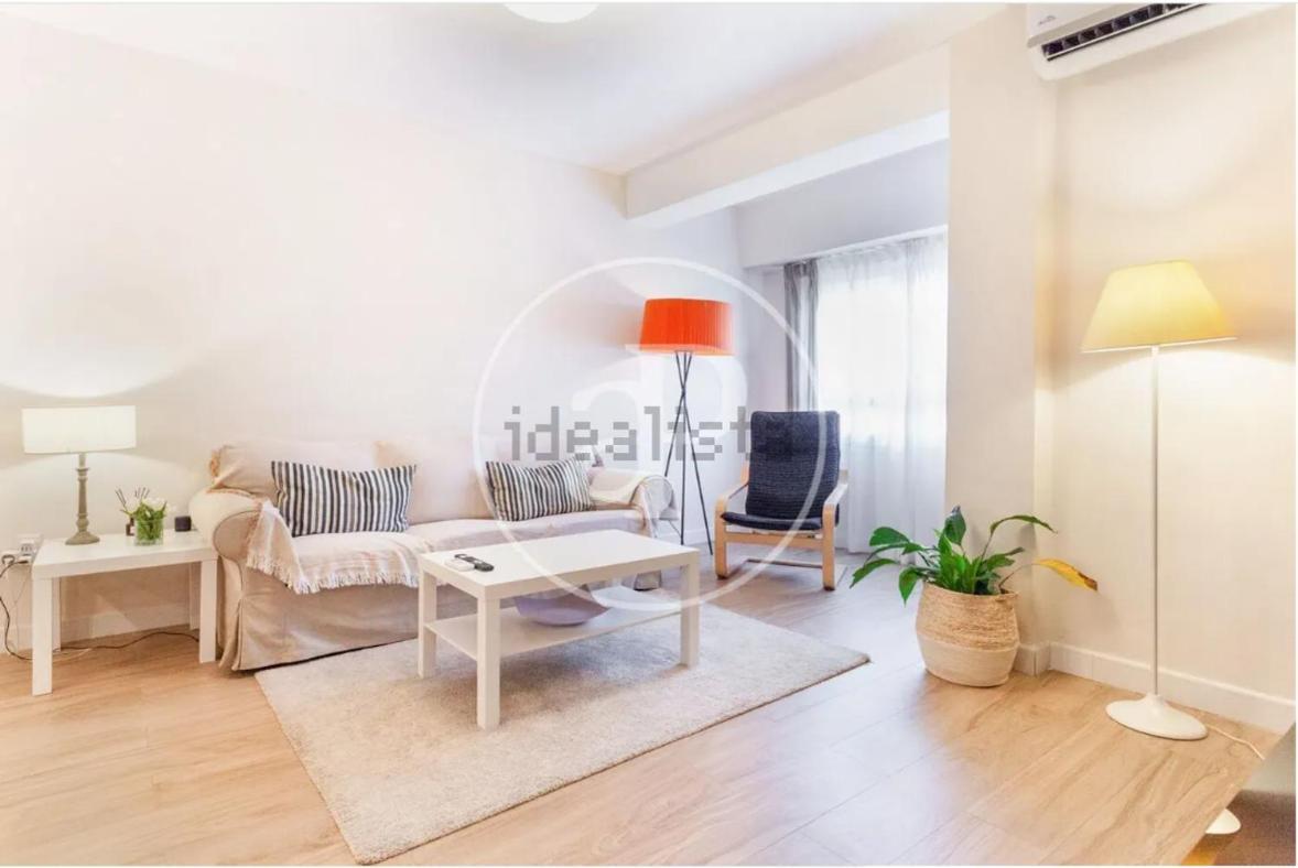 Centrico Familiar En Frente Estacion Ave Joaquin Sorolla Apartment Valencia