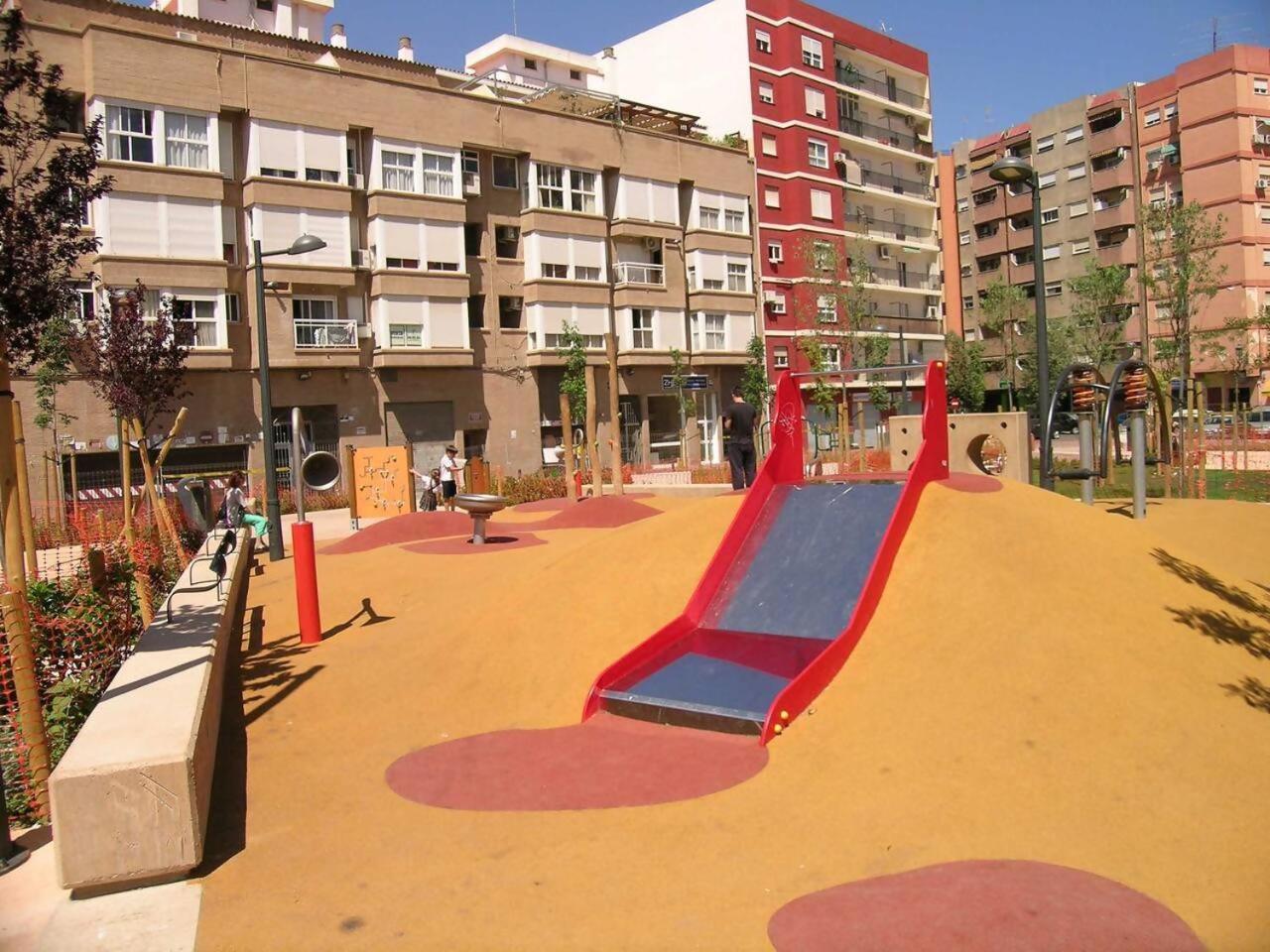Comfy And Luminous With Balcony Apartment Valencia