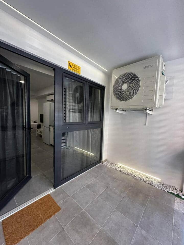 Moderno Estudio En El Centro De * Valencia