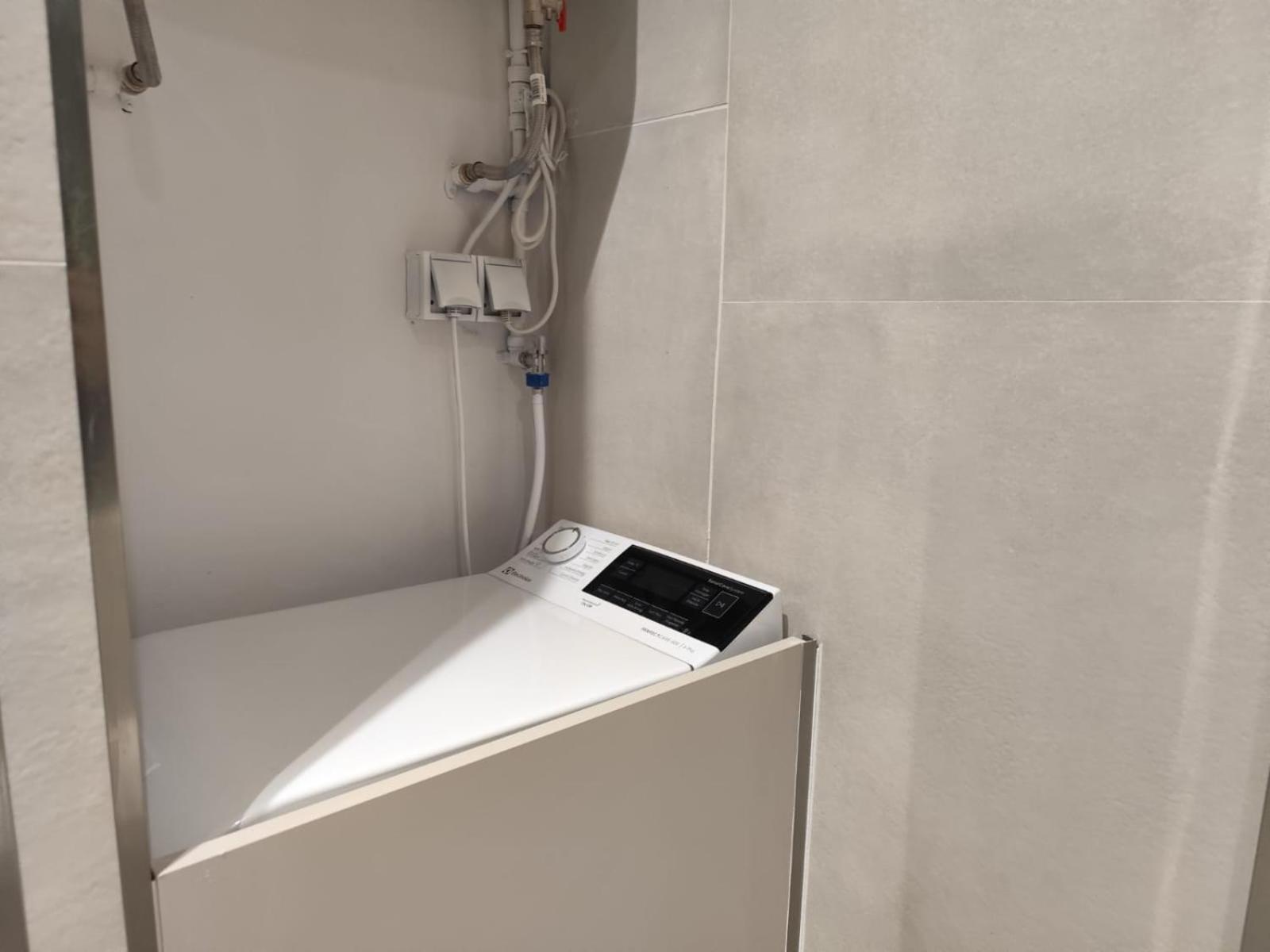 Amplio Estudio En Apartment *