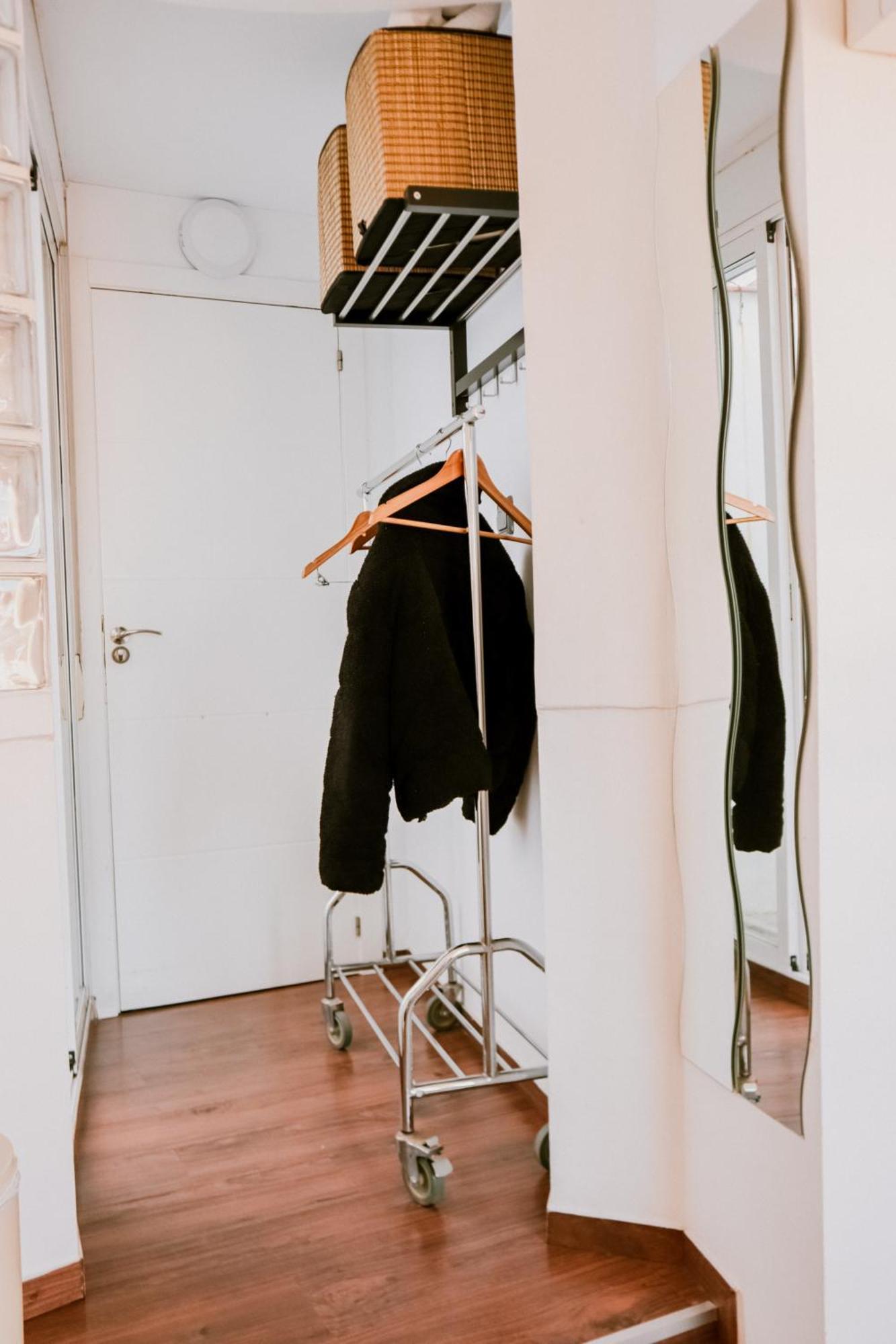 Apartment Happy - Lope De Vega *