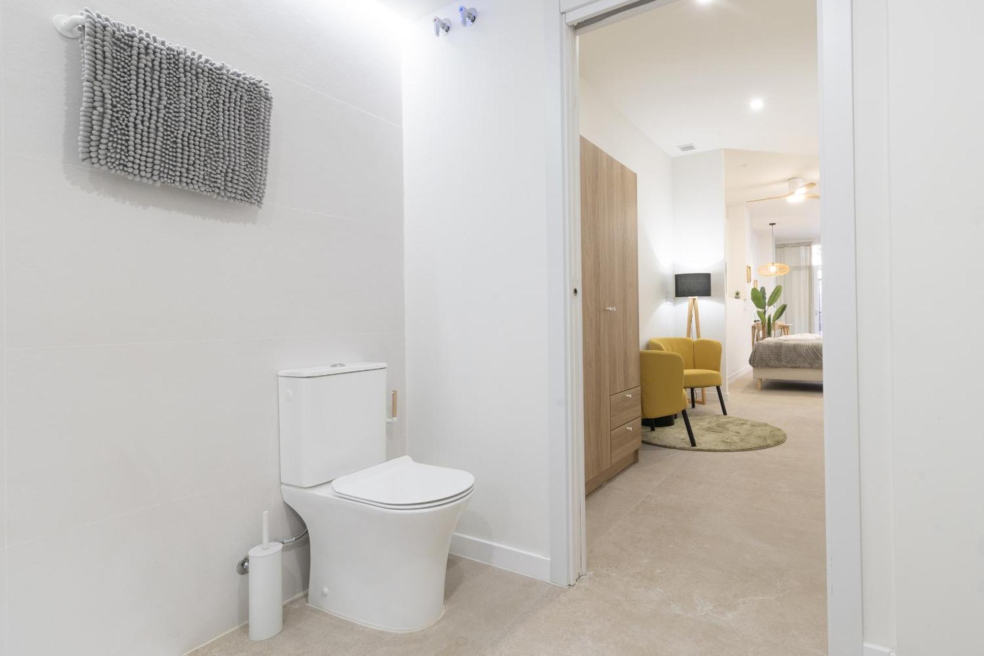Apartamento Rmz31 Loft - Espacioso Y Acogedor Estudio Con Terraza En Zona Ayora Valencia