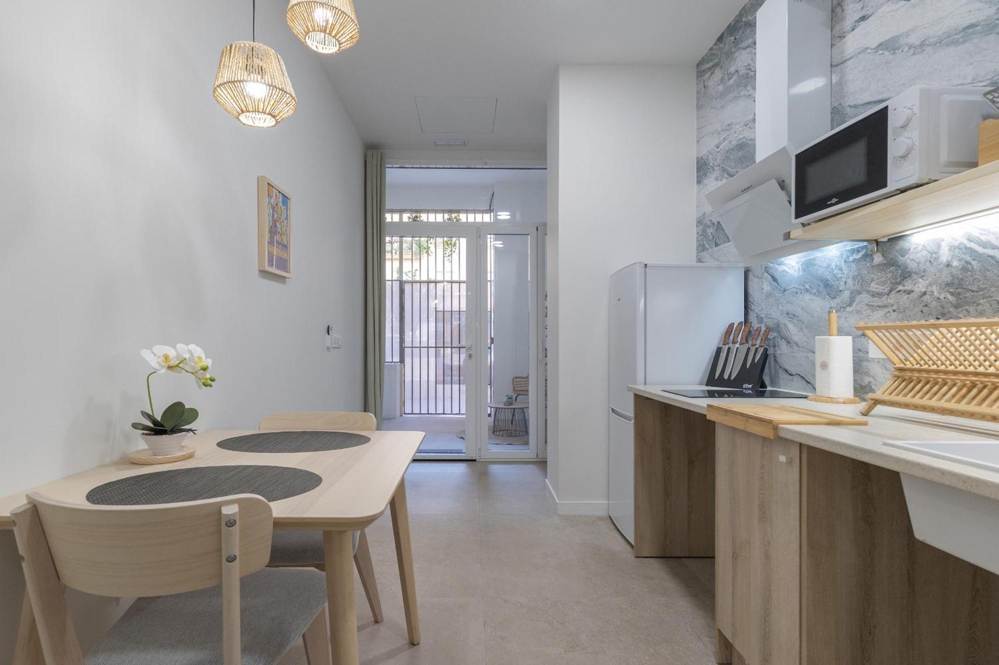 Apartamento Rmz31 Loft - Espacioso Y Acogedor Estudio Con Terraza En Zona Ayora Valencia