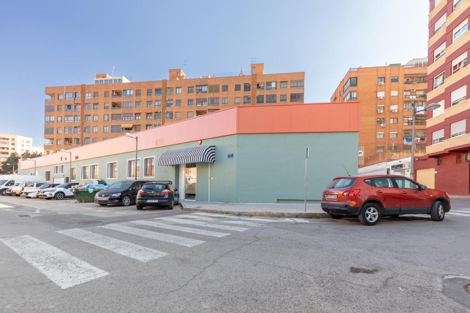 The Little Village Apartment