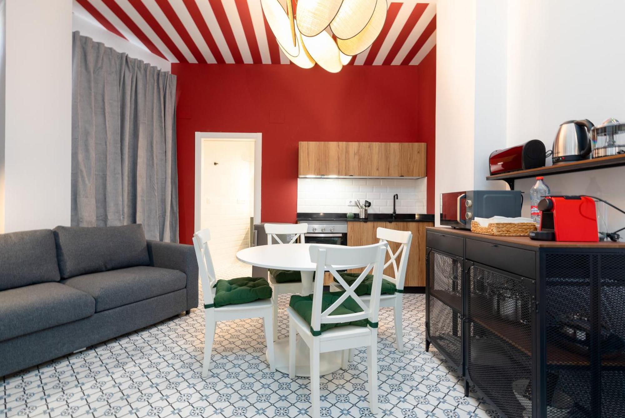 The Little Village Apartment
