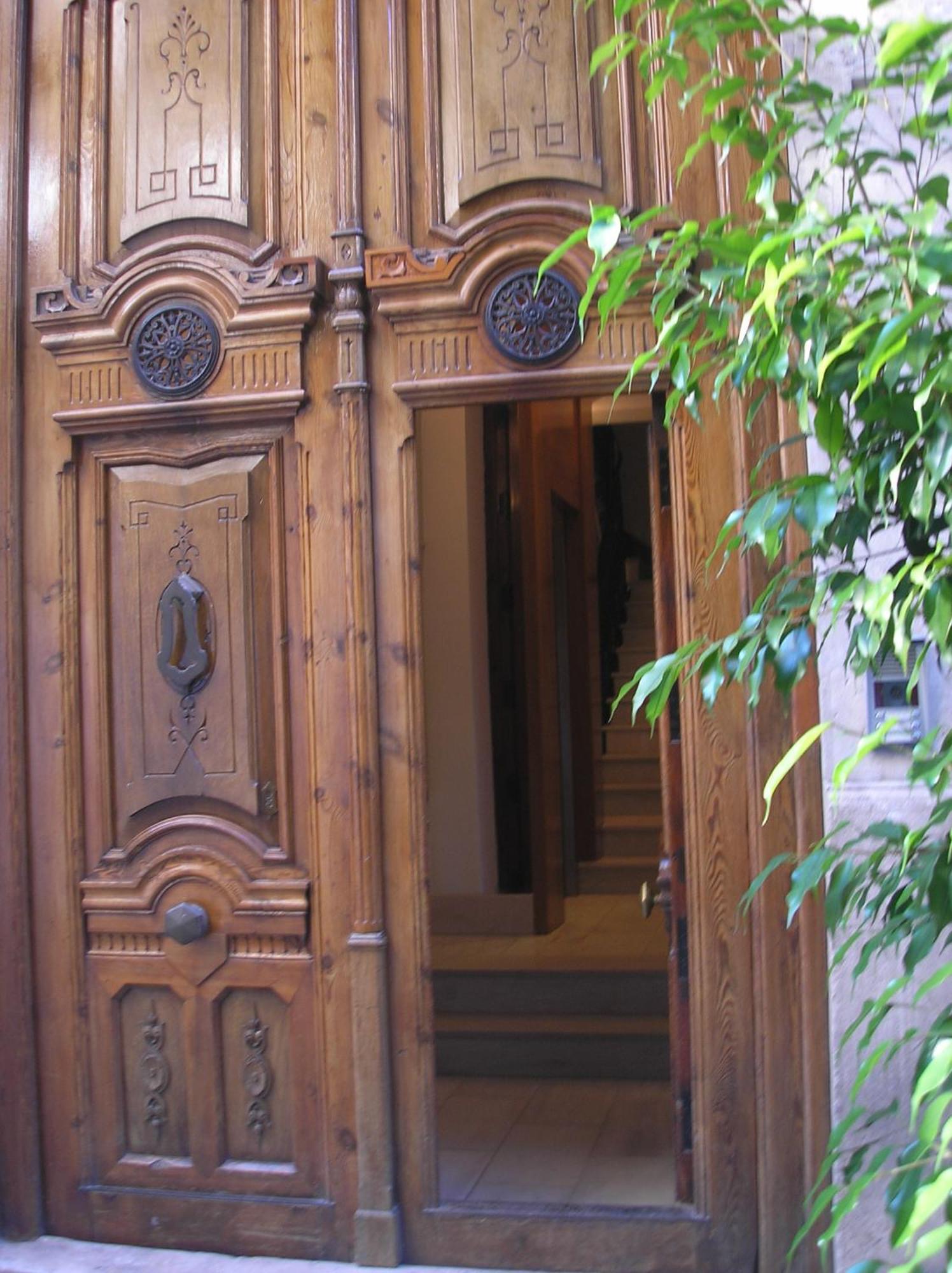 Reina Catedral Apartment *