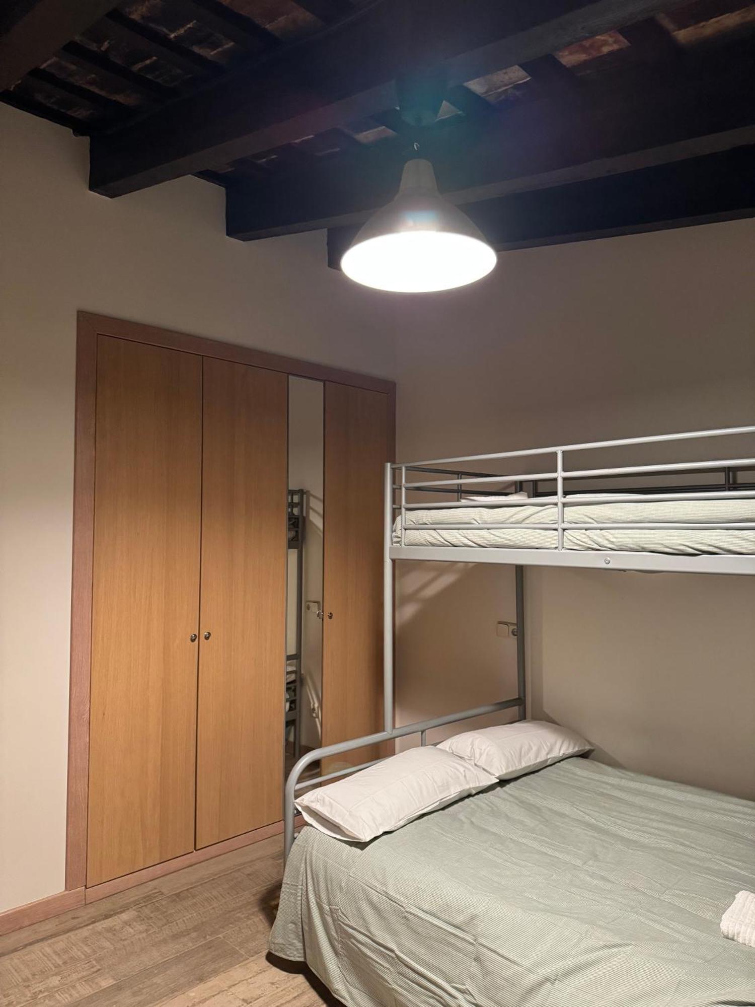 Apartment Miguelete Tower & 4th Floor & Center And No Elevator *