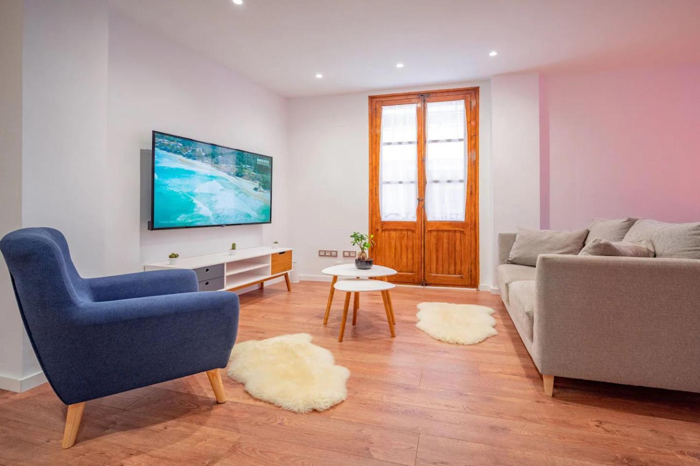 Lonja And The Market Apartment