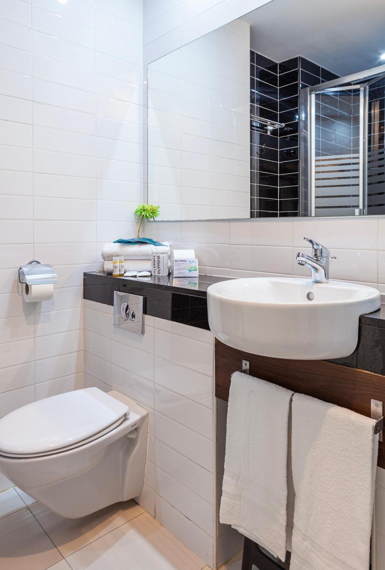 Olympia Universidades Hotel 3*