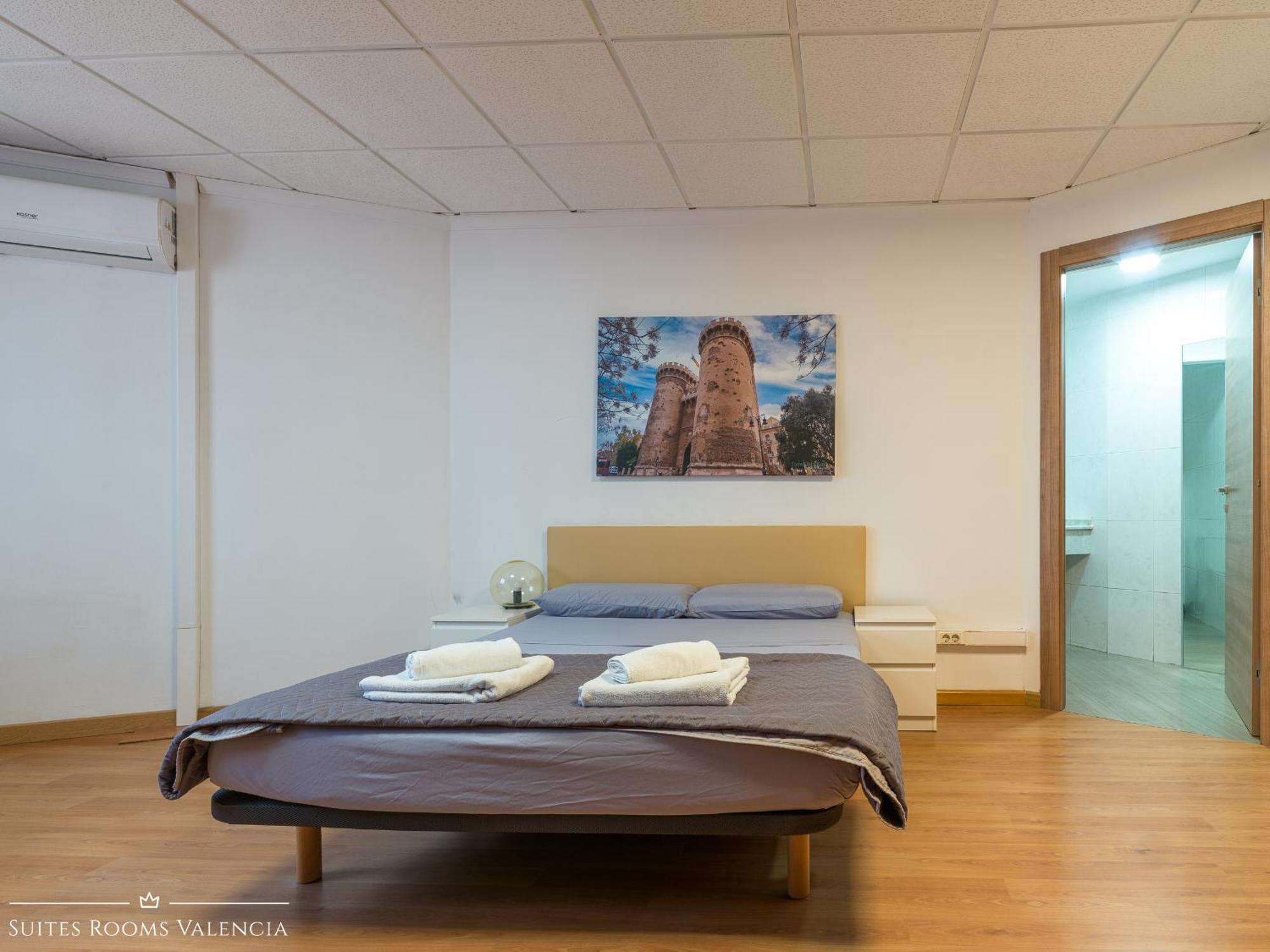 Casa de hóspedes Suites Rooms Valencia 2*