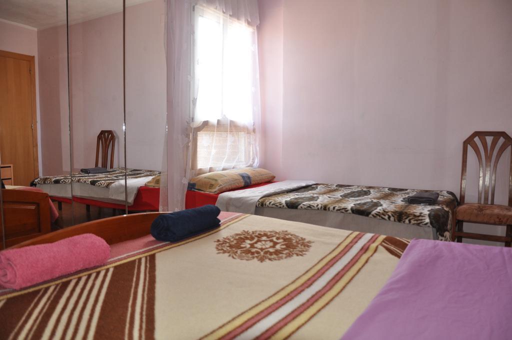 Apartamento Angel Villena 10 *