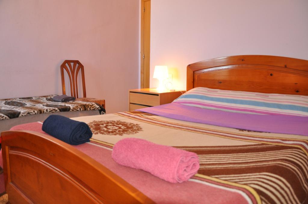 Apartamento Angel Villena 10 *