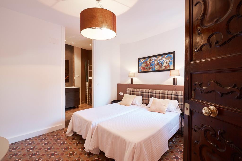 Almirante Bed & Breakfast