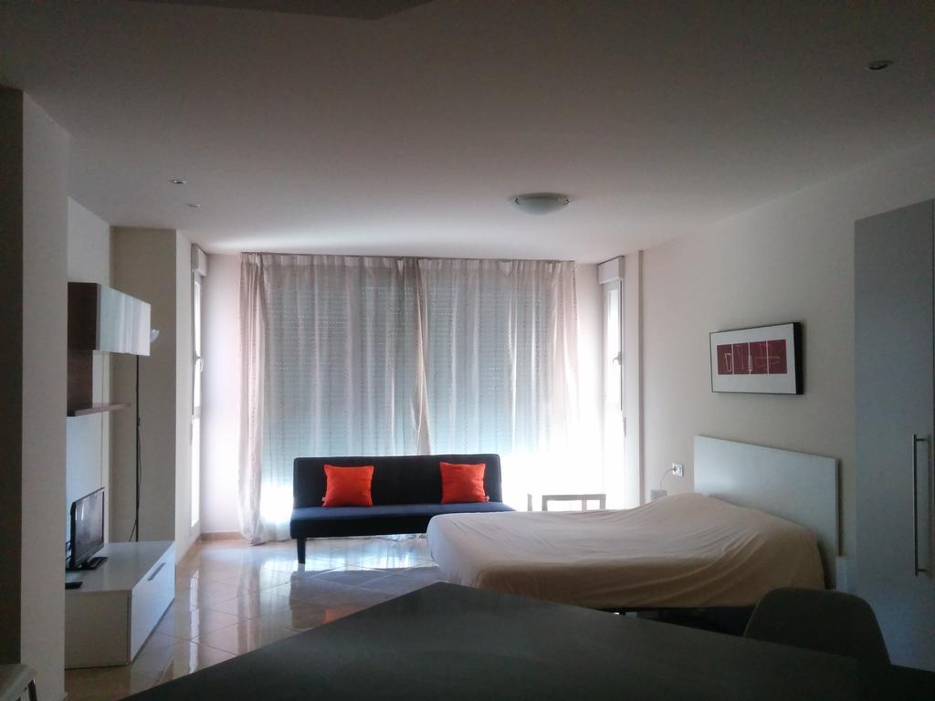 Apartment Realrent Jardines De Viveros Valencia