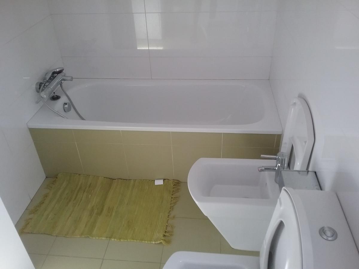 Lovely 2 Bedroom Terrace Wifi Parking Ac Heating Attic Valencia
