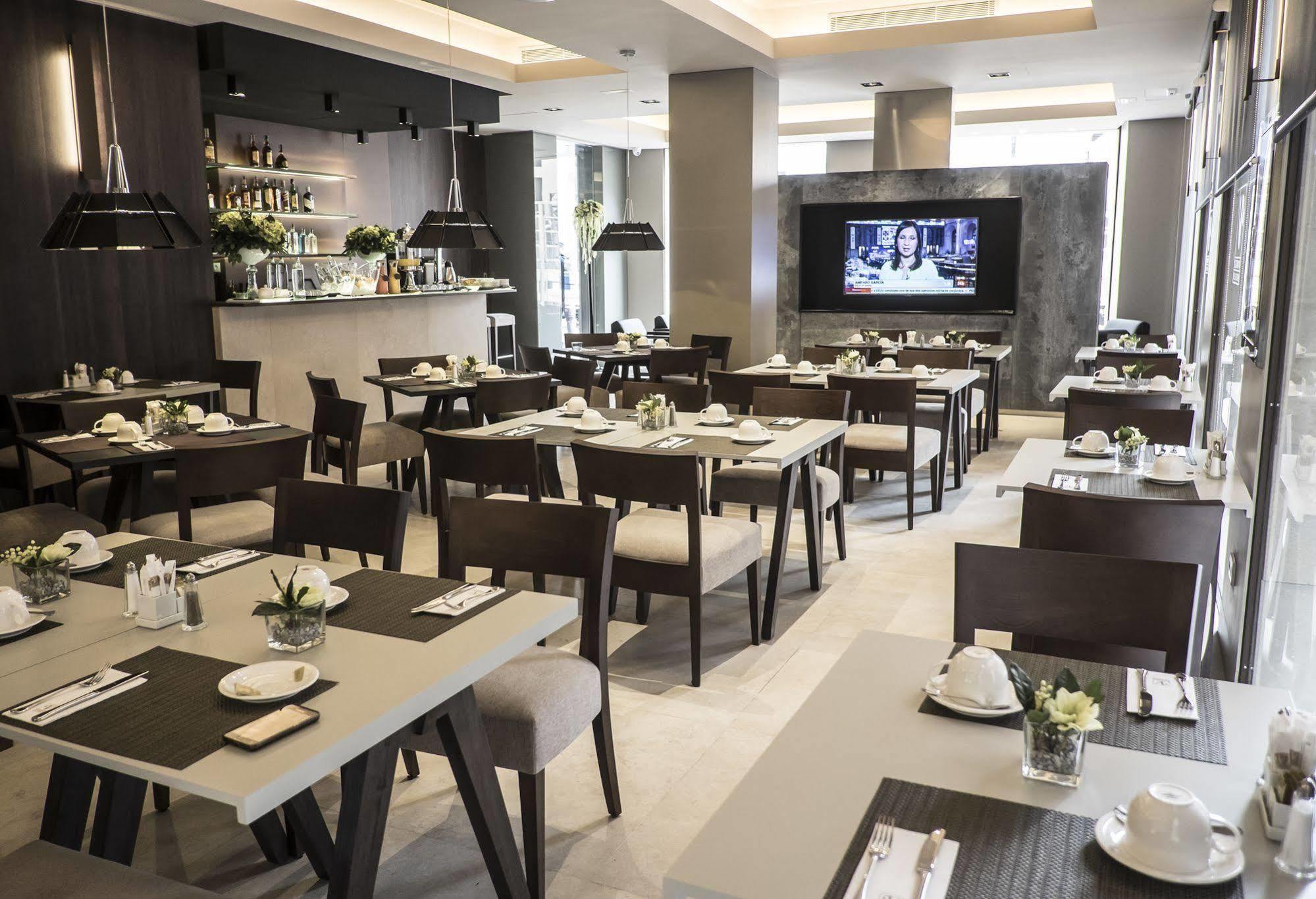 Hotel Vincci Mercat 4*