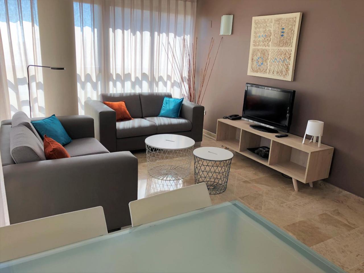 Plaza Picasso Apartment