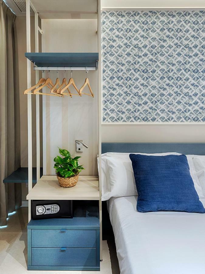 Opera House Hotel 3*