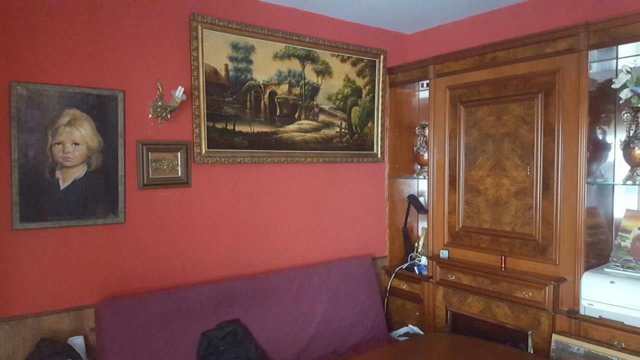 Single 200m From The Sea