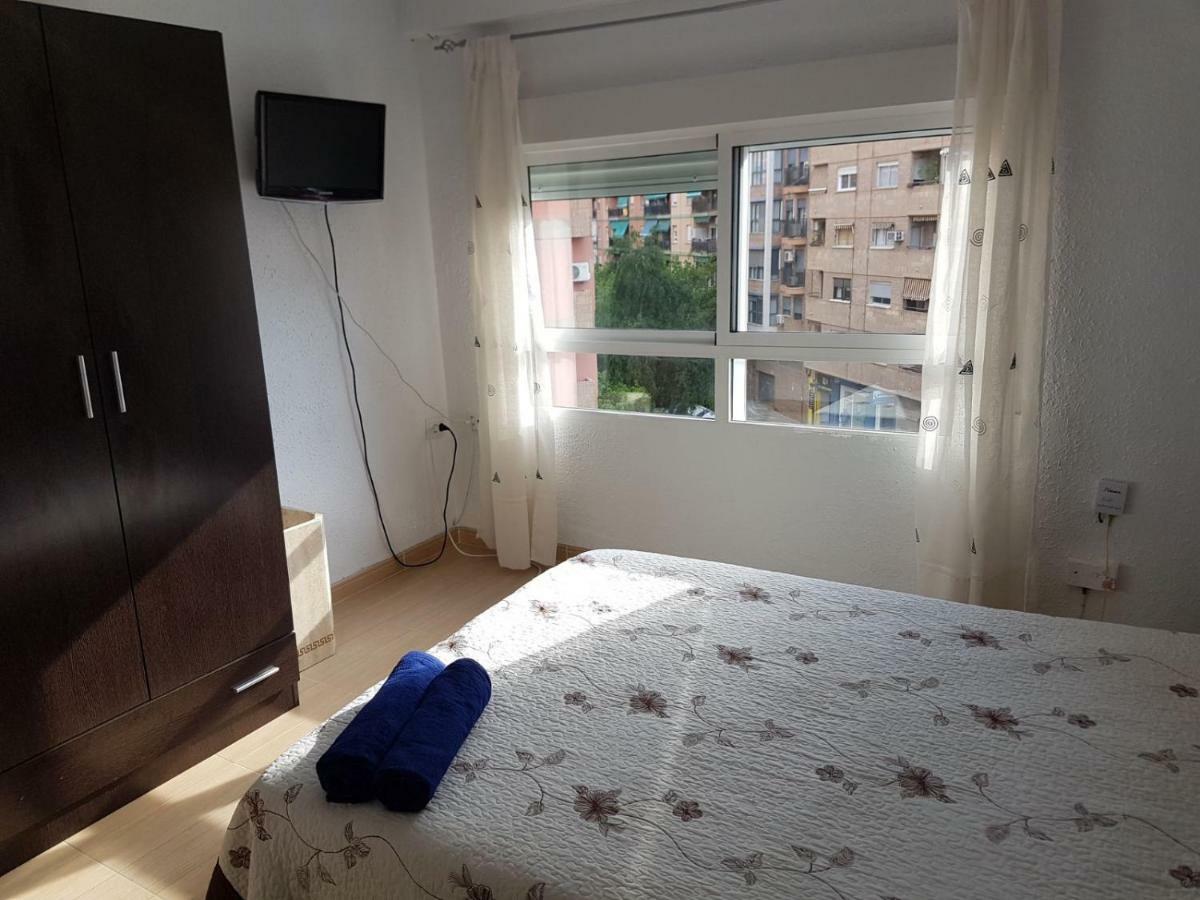 Alojo Patraix Apartamento