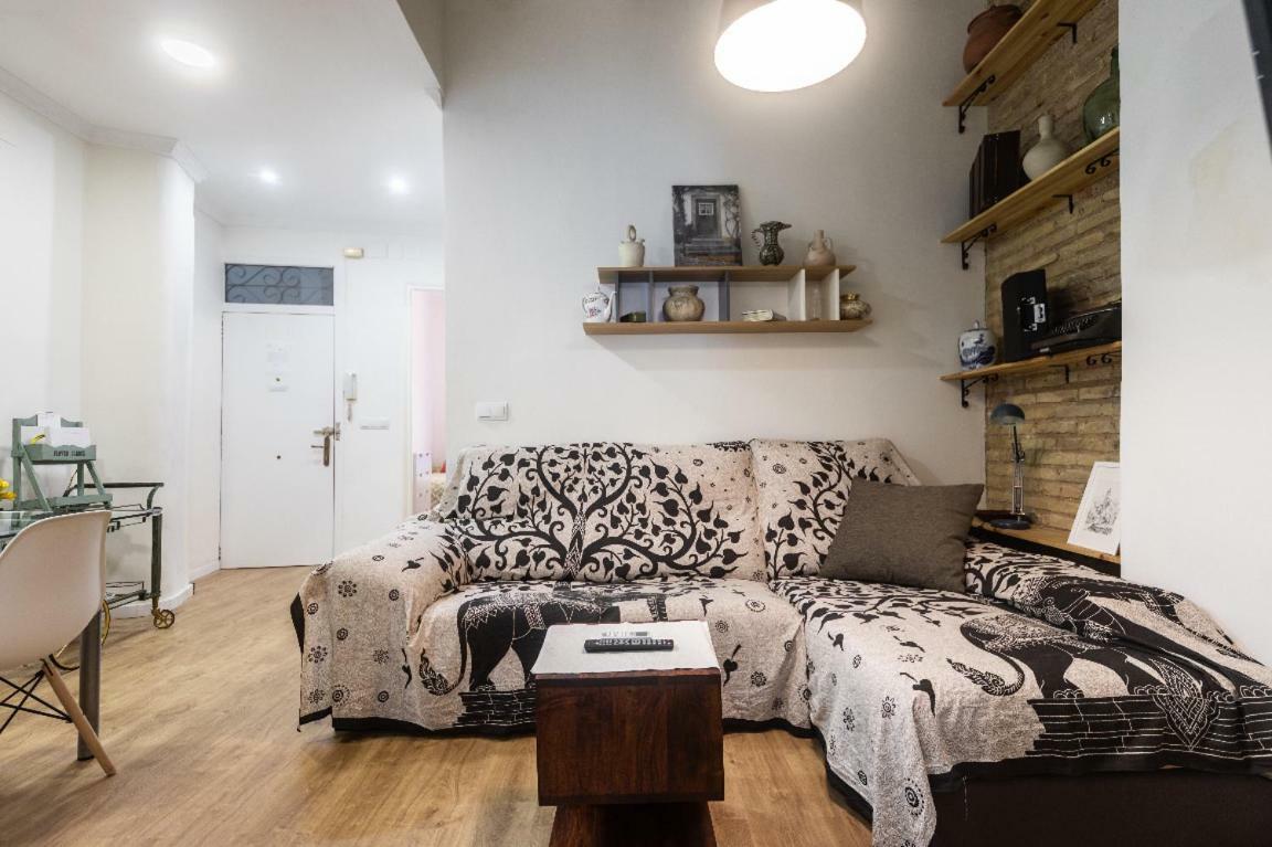 47 Carrer De Cadis, Puerta 1 Apartment