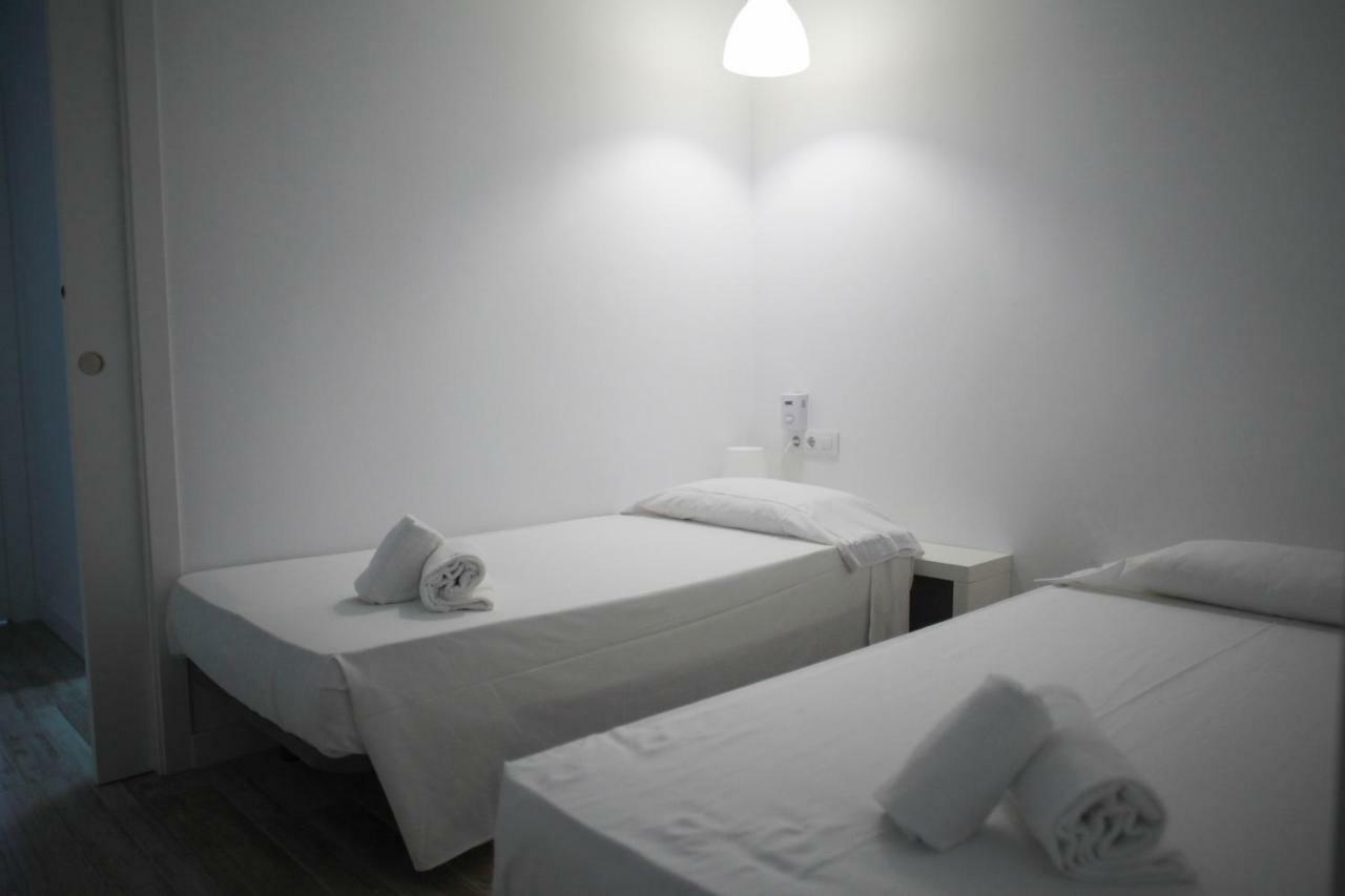 Nwt Station Apartment Valencia