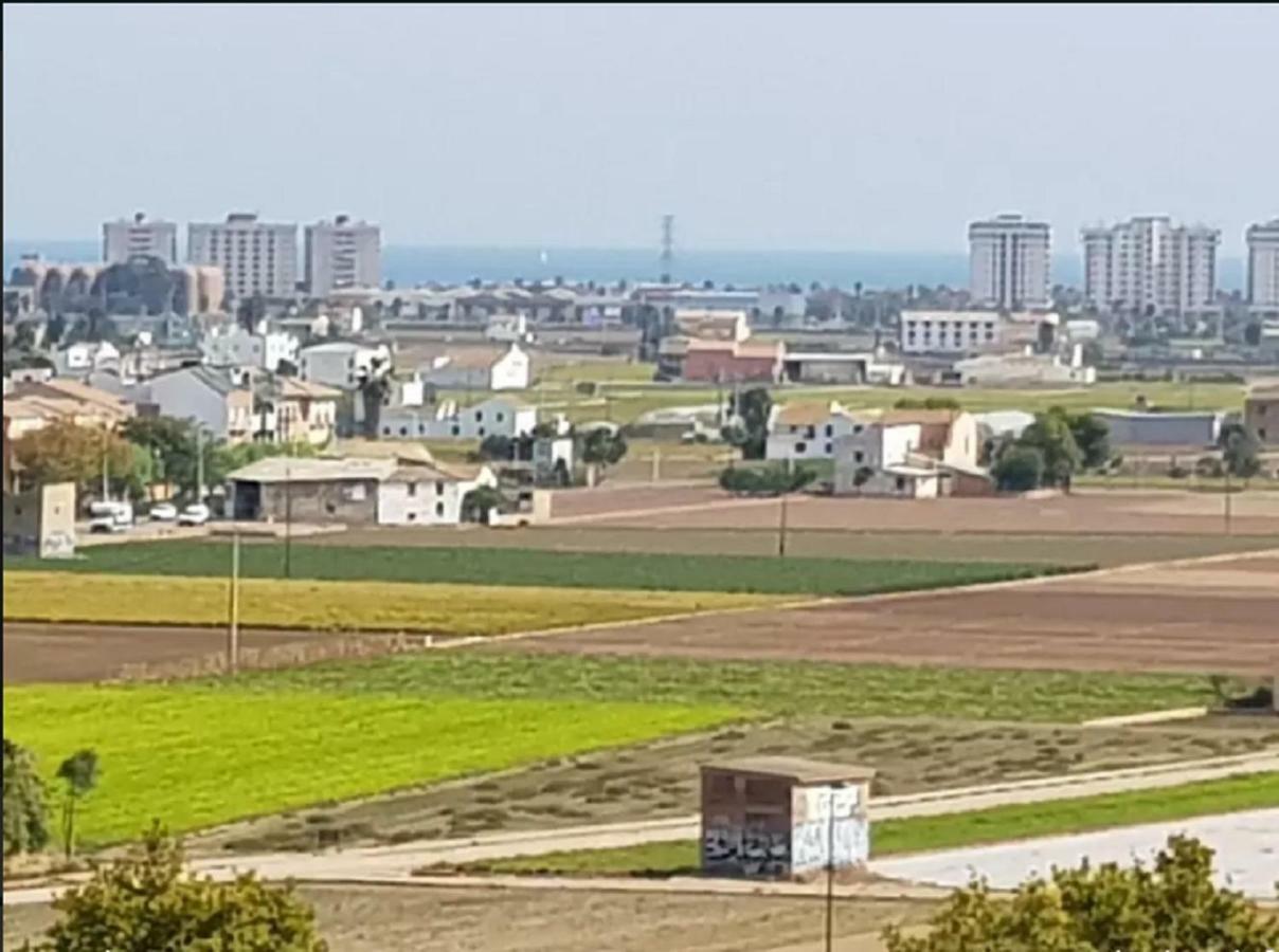 Apartment Lovely 2 Bedroom Terrace Wifi Parking Ac Heating Attic Valencia