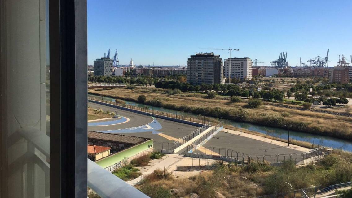 Apartamento Apto En Ciudad De Ciencias Y Cerca Playa *