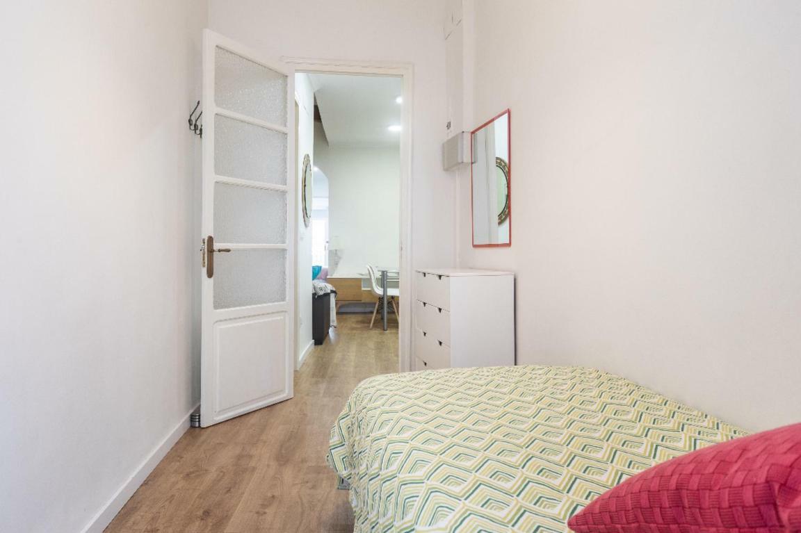 47 Carrer De Cadis, Puerta 1 Apartment Valencia