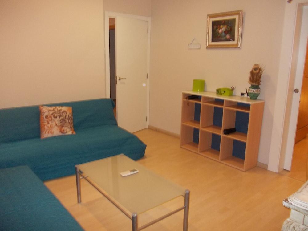 Ortiz De Zarate Apartment *