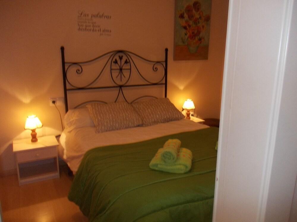 Ortiz De Zarate Apartment