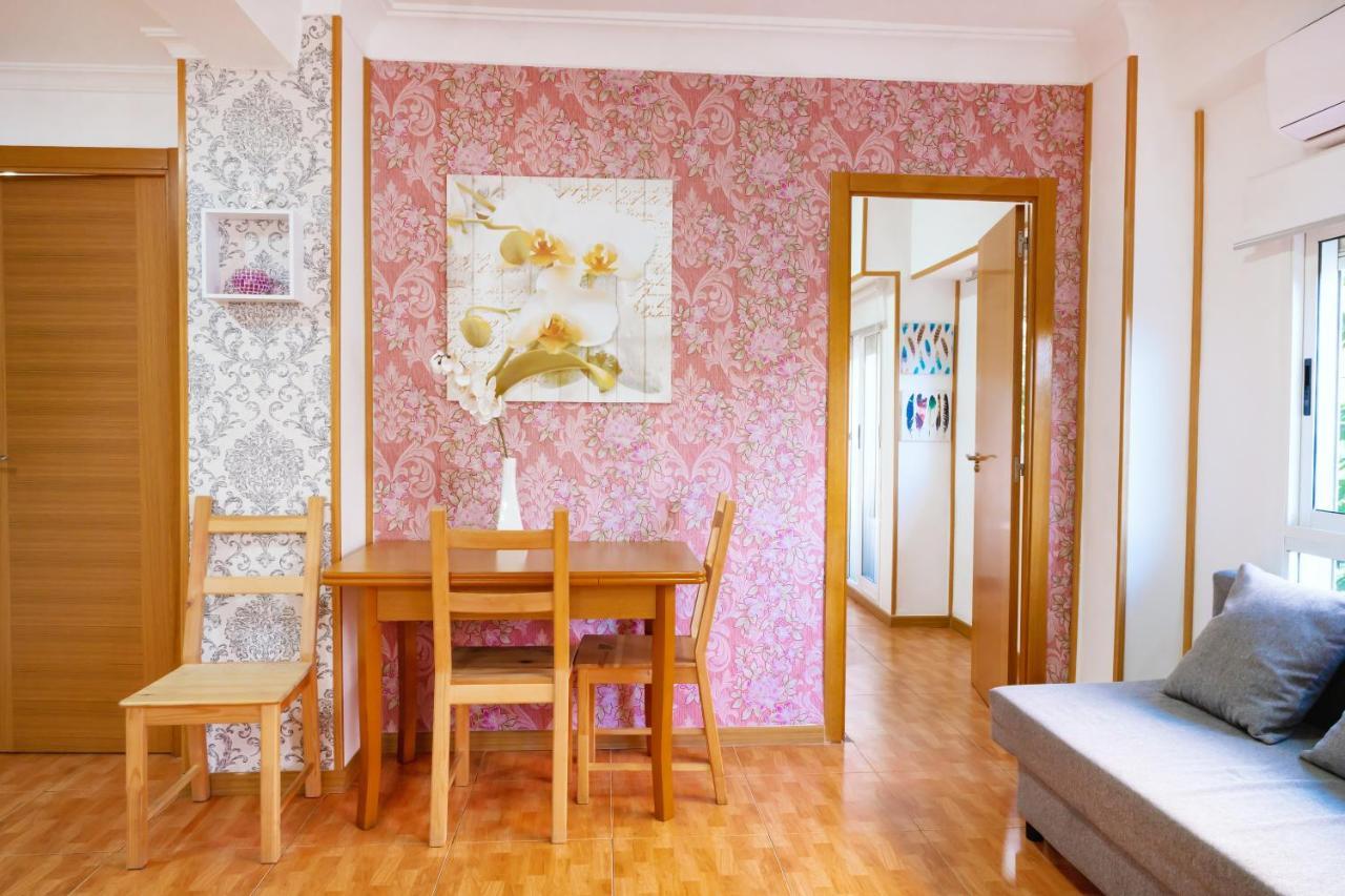 On-line Luxury Apart Pintor Stoolz, Free Wi-fi * Valencia