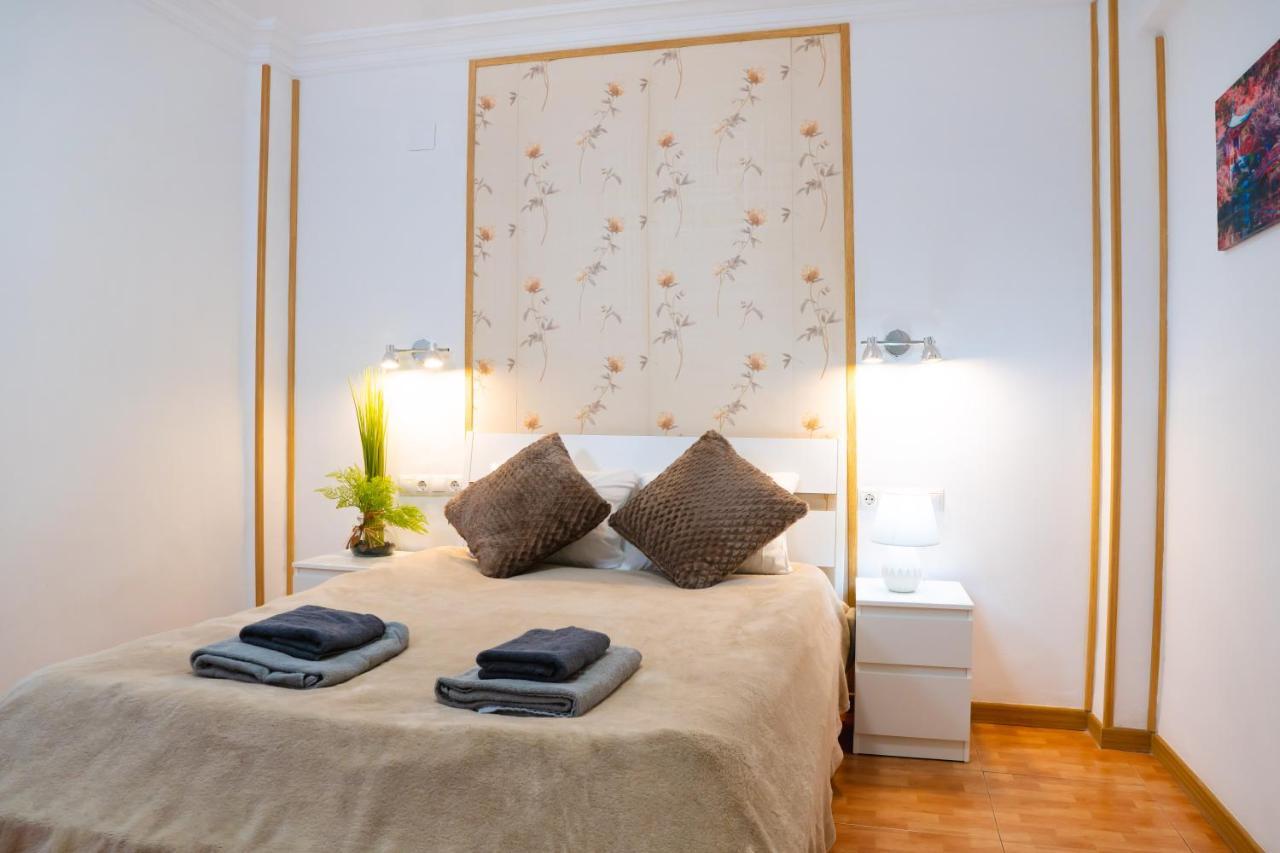 On-line Luxury Apart Pintor Stoolz, Free Wi-fi * Valencia