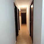 Habitacion Con Cama Doble, Piso Compartido En Avenida Blasco Ibanez
