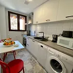 Beach Luxury Apartment