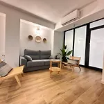 Valencia & Suites Ayora