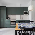 Florit Flats - Stylish Valencia Ceramic Apartments With Free Bicycles By The Joaquin Sorolla Station