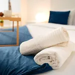 Apartamento A 7 Minutos De La Playa Y Cerca De La Estacion De Autobus