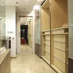 Apartup Aquarium City